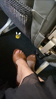 Franciely Freduzeski feet photo thumbnail