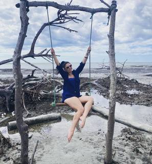 Franciely Freduzeski feet photo thumbnail
