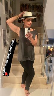 Franciely Freduzeski feet photo thumbnail