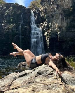 Franciely Freduzeski feet photo thumbnail