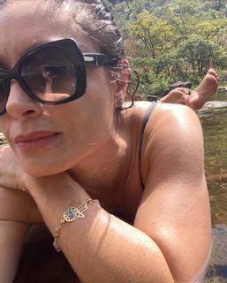 Franciely Freduzeski feet photo thumbnail