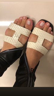 Franciely Freduzeski feet photo thumbnail