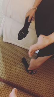 Franciely Freduzeski feet photo thumbnail