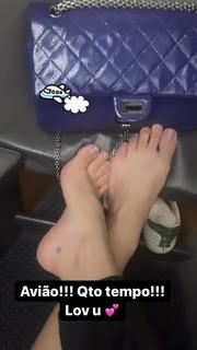 Franciely Freduzeski feet photo thumbnail