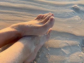 Franciely Freduzeski feet photo 15