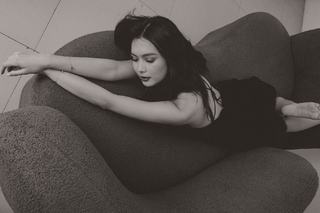 Francine Diaz feet photo 6