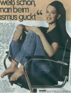 Franka Potente feet photo thumbnail