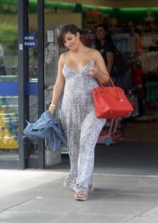 Frankie Bridge feet photo thumbnail