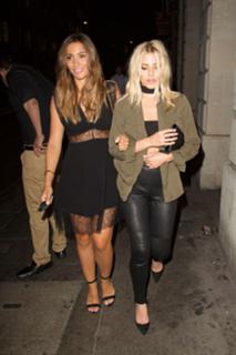 Frankie Bridge feet photo thumbnail