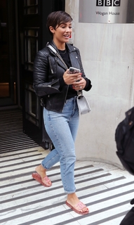 Frankie Bridge feet photo thumbnail