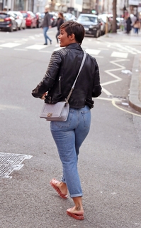 Frankie Bridge feet photo thumbnail