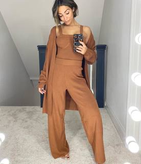Frankie Bridge feet photo thumbnail