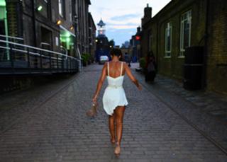 Frankie Bridge feet photo thumbnail