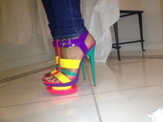 Frankie Bridge feet photo thumbnail