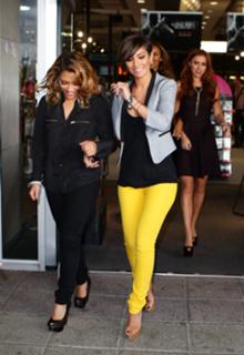 Frankie Bridge feet photo thumbnail