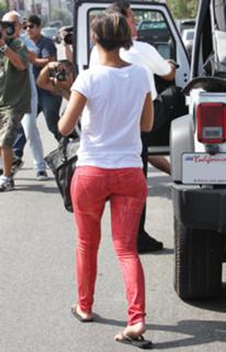Frankie Bridge feet photo thumbnail