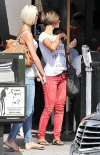 Frankie Bridge feet photo thumbnail