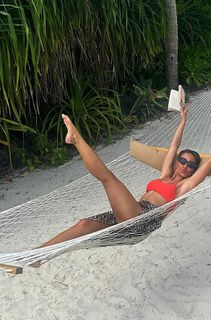 Frankie Bridge feet photo thumbnail