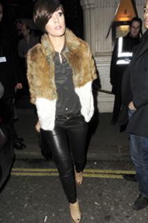 Frankie Bridge feet photo thumbnail