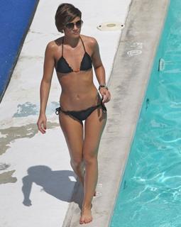 Frankie Bridge feet photo thumbnail