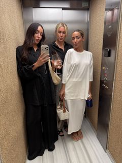 Frankie Bridge feet photo 7