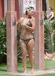 Frankie Essex feet photo 3