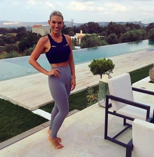 Frankie Essex feet photo 14