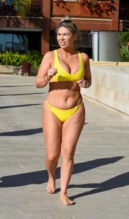 Frankie Essex feet photo 9