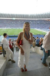 Franziska van Almsick feet photo thumbnail