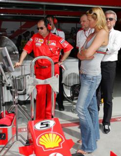 Franziska van Almsick feet photo thumbnail