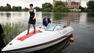 Frauke Petry feet photo 1
