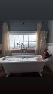 Frederique Van Der Wal feet photo 1