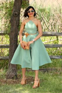 Freida Pinto feet photo thumbnail