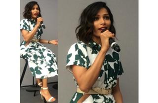 Freida Pinto feet photo thumbnail