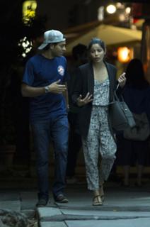Freida Pinto feet photo thumbnail