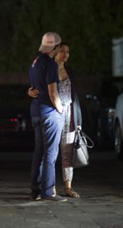 Freida Pinto feet photo thumbnail