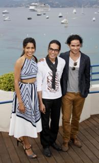 Freida Pinto feet photo thumbnail