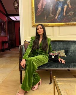 Freida Pinto feet photo 4