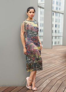 Freida Pinto feet photo 3
