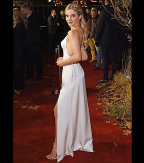Freya Allan feet photo thumbnail