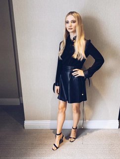 Freya Allan feet photo thumbnail