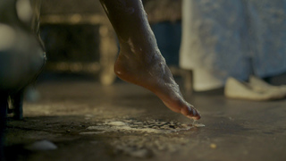 Freya Allan feet photo thumbnail