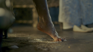 Freya Allan feet photo thumbnail