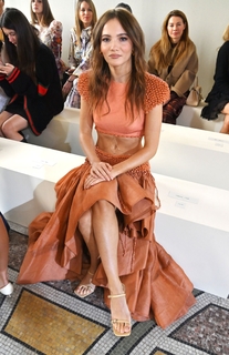 Freya Allan feet photo thumbnail
