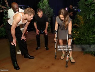 Freya Allan feet photo thumbnail