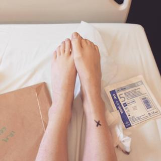 Freya Mavor feet photo 4