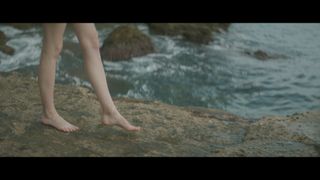 Freya Mavor feet photo 5
