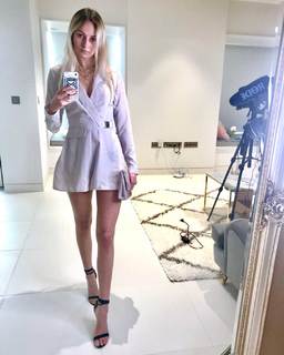 Freya Nightingale feet photo thumbnail