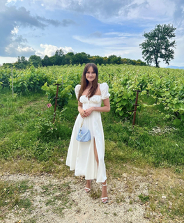 Freya Nightingale feet photo thumbnail