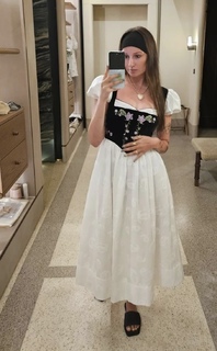 Freya Nightingale feet photo thumbnail